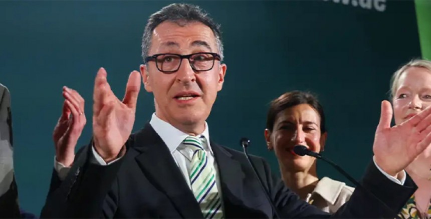 Baden-Württemberg Seçimlerinde Tarihi Sonuç: Cem Özdemir’in Partisi Yeşiller Birinci