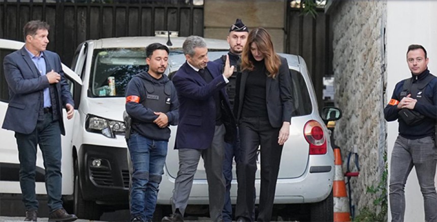 Eski Fransa Cumhurbaşkanı Sarkozy Libya Davası Nedeniyle Cezaevinde