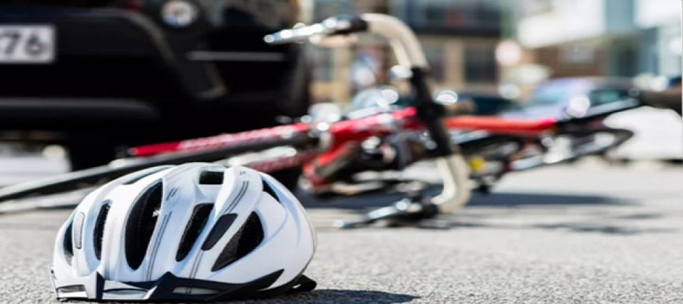 Radetzkystrasse'de Motosiklet ve Bisiklet Çarpışması: Polis Tanıkları Arıyor
