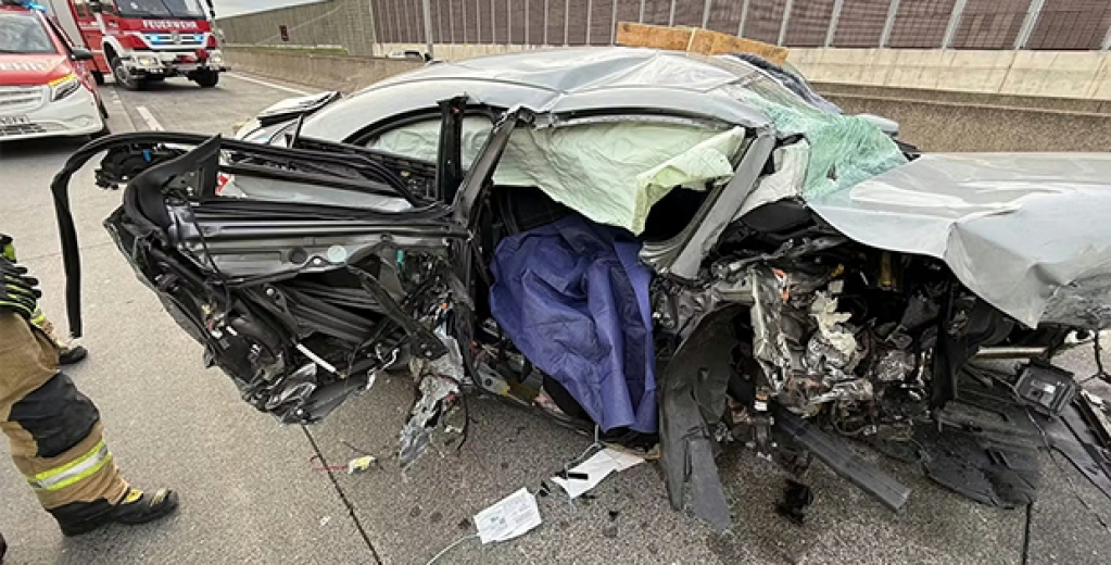 S1 Otoyolunda Feci Kaza: 17 Yaşındaki Genç Hayatını Kaybetti