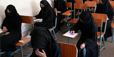 Afganistan’da Taliban, kadınların üniversiteye gitmesini yasakladı
