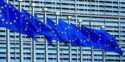 Avrupa Komisyonu, Bosna-Hersek'in AB Üyelik Müzakerelerine Başlanmasını Tavsiye Edecek
