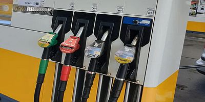 Benzine Cumartesi Günü 1,30 Lira Zam Geliyor