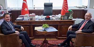 DEVA Partisi Genel Başkanı Ali Babacan, Kemel Kılıçdaroğlu'nu ziyaret etti