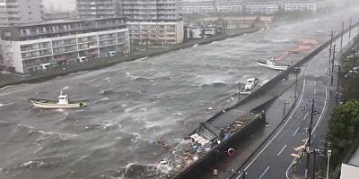 Doğu Nanmadol tayfunu yüzünden Japonya'da 4 milyonu aşkın kişiye tahliye uyarısı yapıldı