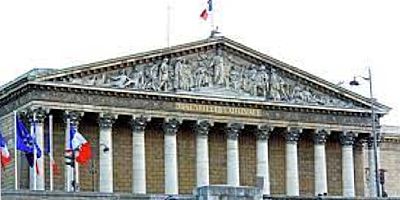 Fransa'da Bütçe Açığı GSYİH'nın Yüzde 5,5'ine Çıkarak 