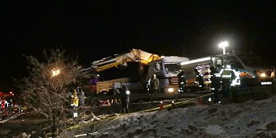 Kayseri yakınlarında yolcu otobüsü devrildi: 4 ölü, 3’ü ağır 24 yaralı