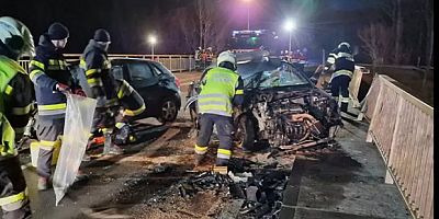Mur Köprüsü'nde Hatalı Solama Nedeniyle Meydana Gelen Kazada İki Sürücü Yaralandı