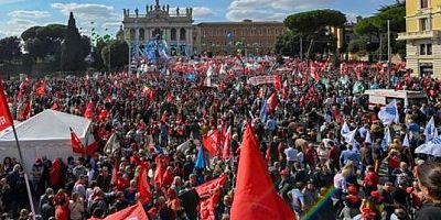 Roma’da 200 bin kişi faşizme karşı yürüdü 