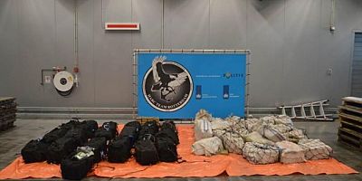 Türkiye’den Hollanda’ya gönderilen konteynerde 1.124 kilo kokain bulundu