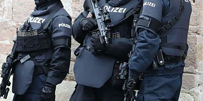  Viyana'da Terör Saldırısı Şüphelilerinden Birinin Serbest Bırakılması Hukukî Belirsizlik Yarattı 